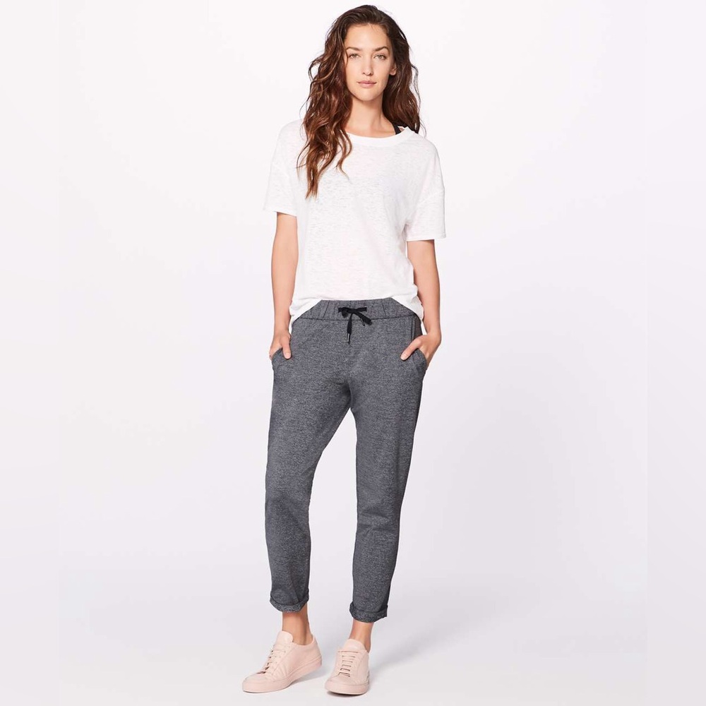 Lululemon Athletica On The Fly 7/8 Luxstreme Everday Pants Heathered Gray- Sz 4 - Picture 2 of 16